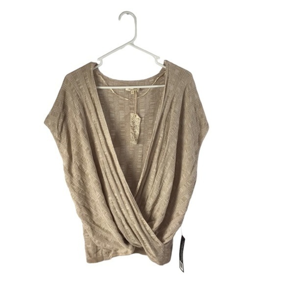 Mystree wrap twist top size medium - Picture 1 of 5
